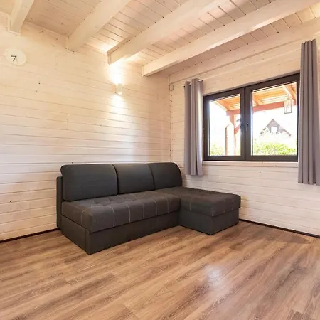 Holiday home Markowedomki,pl *